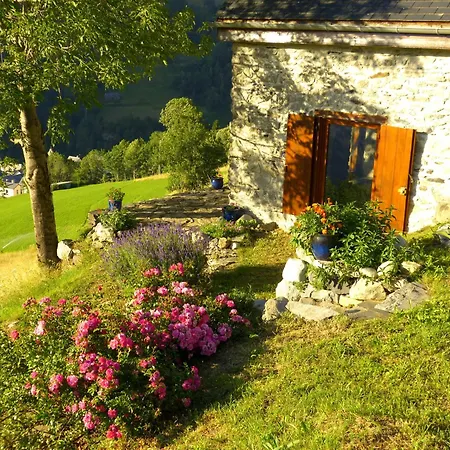 Ferienhaus Bergerie Palu Hautes Pyrenees - Un Belvedere De Silence, De Lumiere Et D'Air Pur *