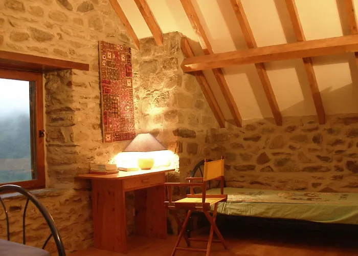 Grange Lumineuse - Hautes Pyrenees *
